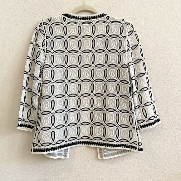 Chicos Travelers Women’s Black White  Jacket Chicos Size 00 US Size 2 Soutache - Picture 5 of 8